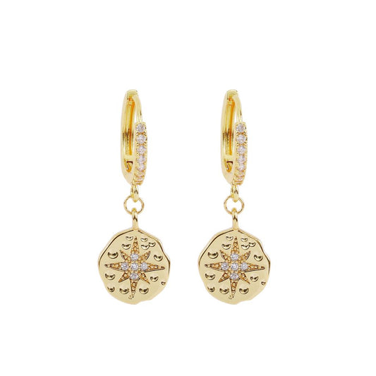 Star imprint disc drop huggie earring in gold