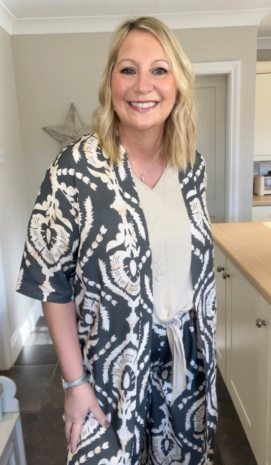 Kimono Jacket in Baroque Print