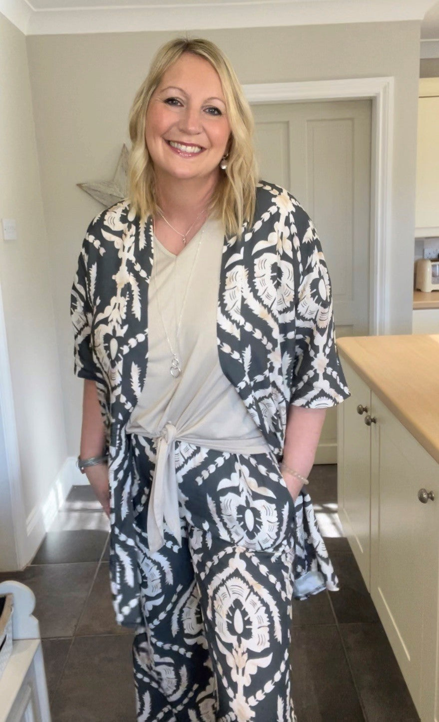 Kimono Jacket in Baroque Print