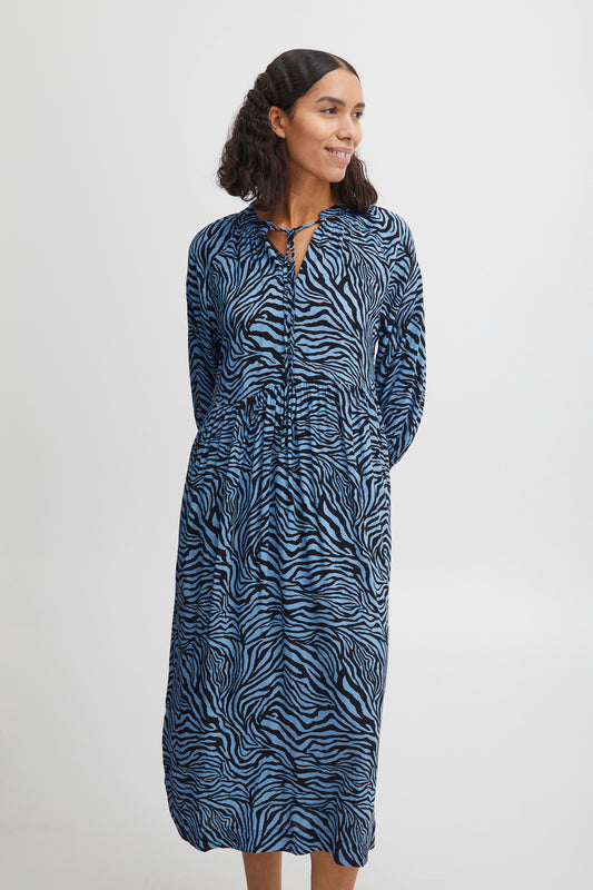 B Young Joella Long Tunic dress in Tiger Print