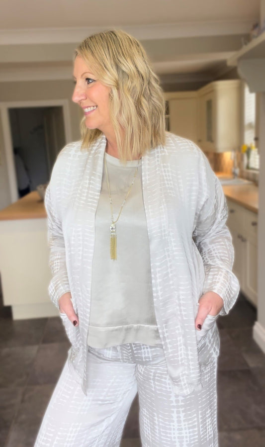 Satin Kimono with Blurred Lines Print